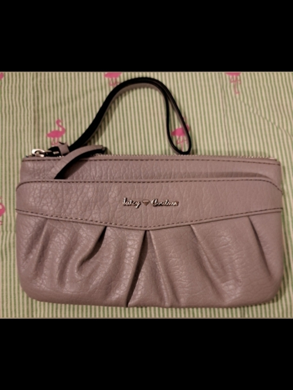 EUC Y2K Juicy Couture Grey Pebble Leather 2 Pocket Casual Wristlet Clutch Purse